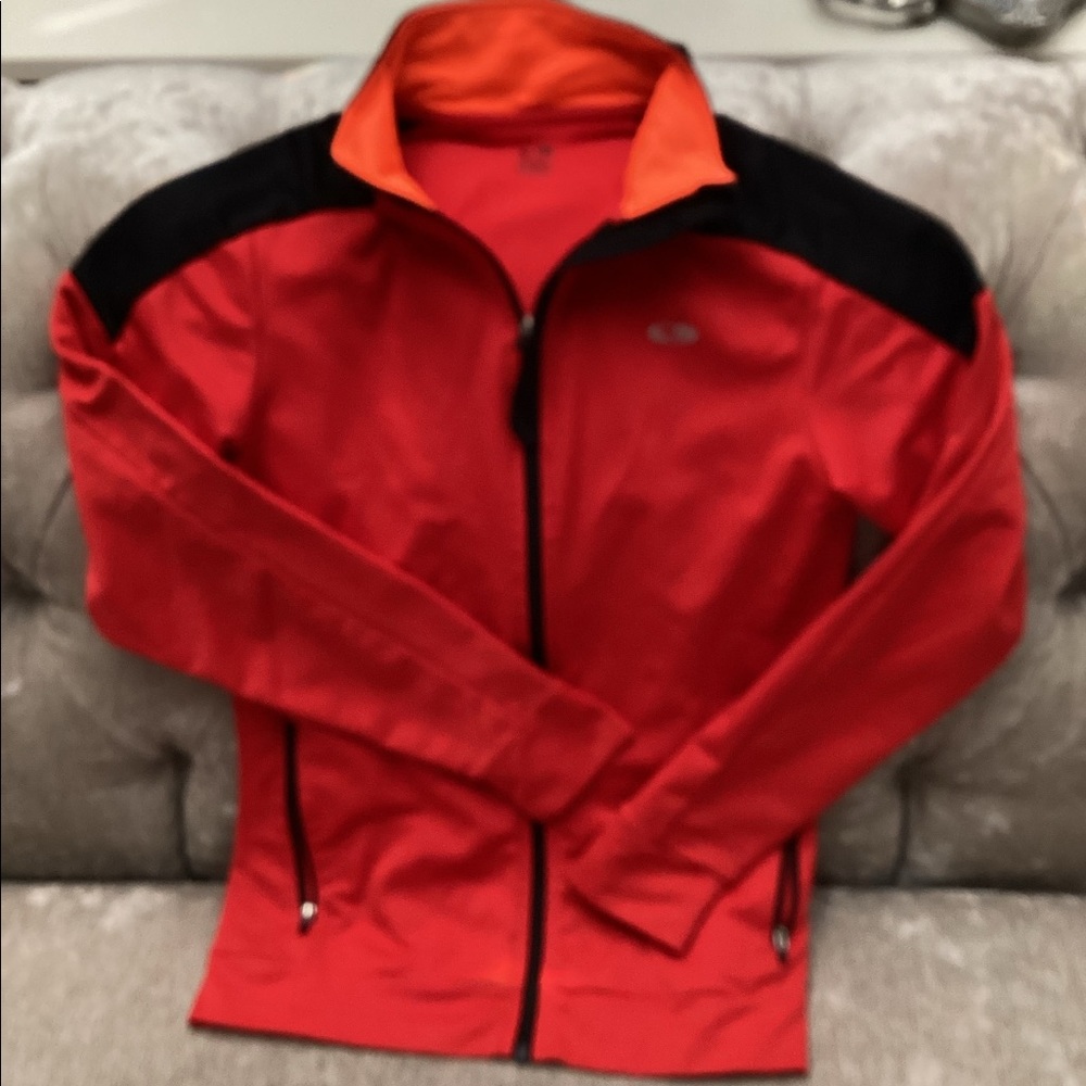Mens zippered front running jacket
